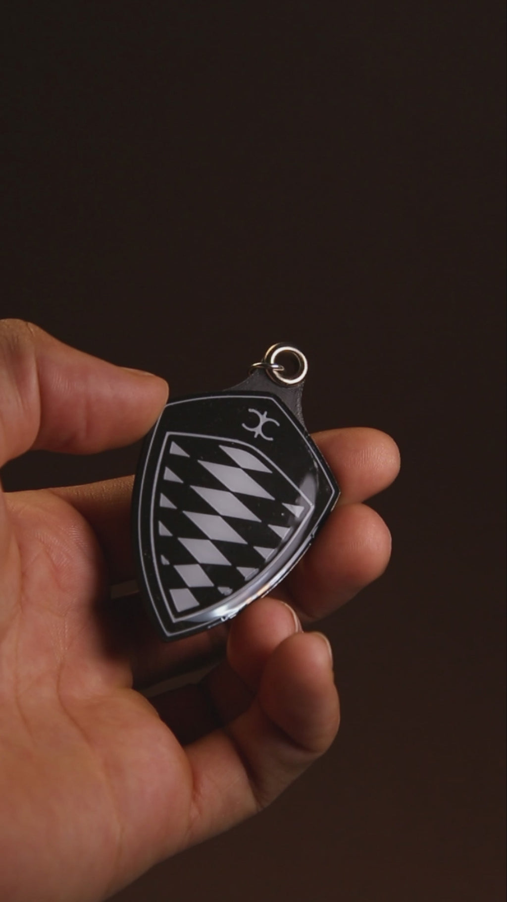 Koenigsegg Wappen Schlüsselanhänger | Acryl, 5 cm